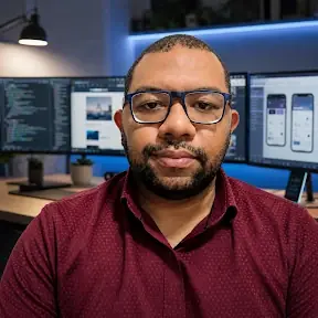 Márcio Cabral, web designer da Ravyt Digital