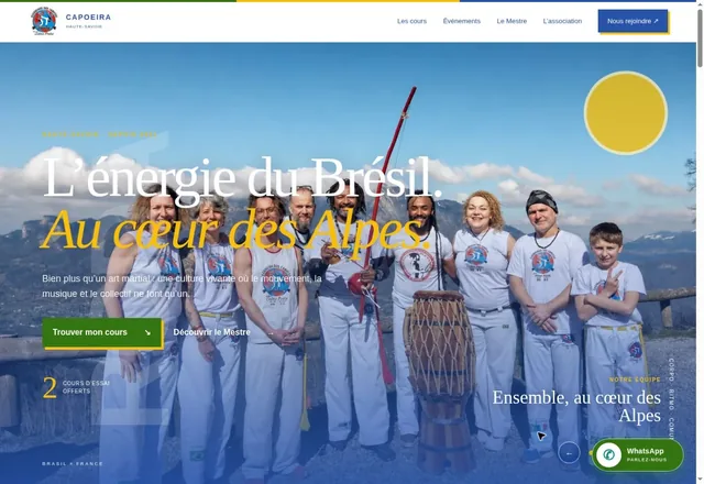 Captura real da página inicial de Capoeira Haute-Savoie em mockup de notebook